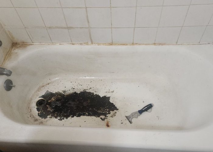 worn out bathtub pain